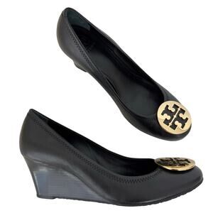 Tory Burch Sally Leather Wedge Pumps Shoes Black Metal Double T Logo 9.5M